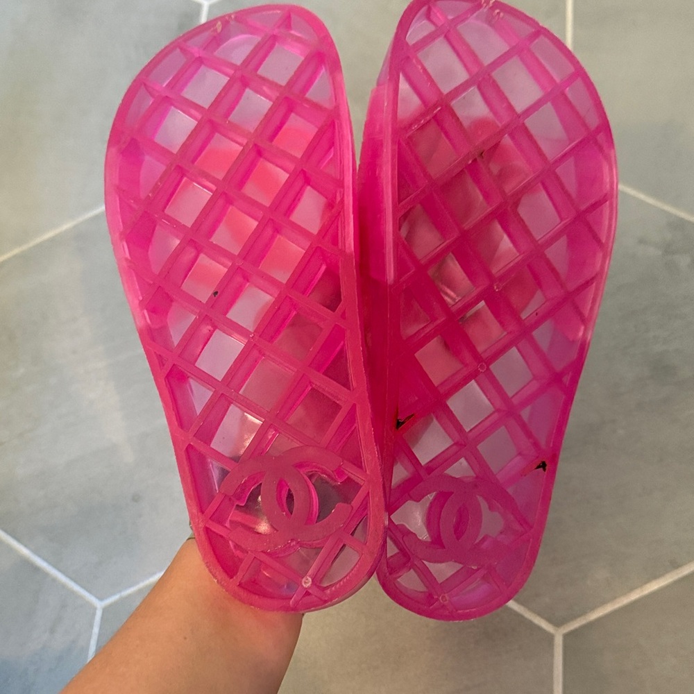 CHANEL Pink and Orange Slide Sandals - Picture 3 of 3